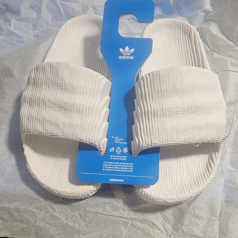 Sold Adilette 22 Slides